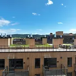 公寓 New Modern 2 With 2 Beds & Free Parking