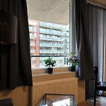 New Modern 2 With 2 Beds & Free Parking * Lorenskog