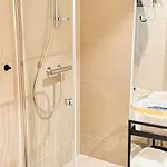 New Modern 2 With 2 Beds & Free Parking * Lorenskog