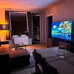 公寓 New Modern 2 With 2 Beds & Free Parking *