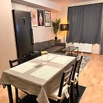 Apartamento New Modern 2 With 2 Beds & Free Parking Lorenskog