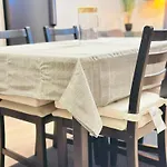 New Modern 2 With 2 Beds & Free Parking 罗伦斯固克