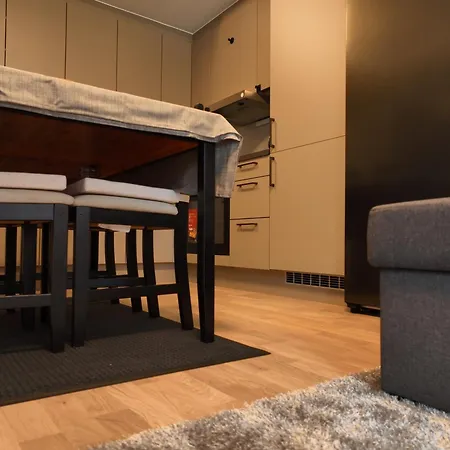 Apartamento New Modern 2 With 2 Beds & Free Parking