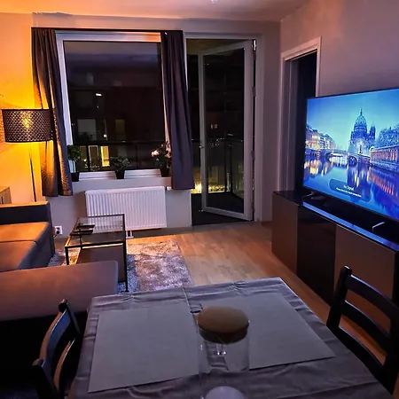 New Modern 2 With 2 Beds & Free Parking Lorenskog