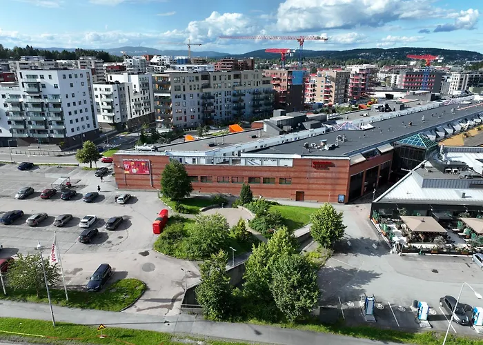 New Modern 2 With 2 Beds & Free Parking * Lorenskog