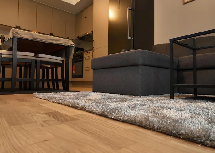 New Modern 2 With 2 Beds & Free Parking Apartman