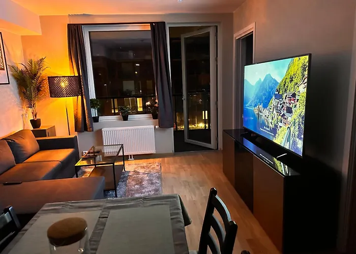 New Modern 2 With 2 Beds & Free Parking Apartman