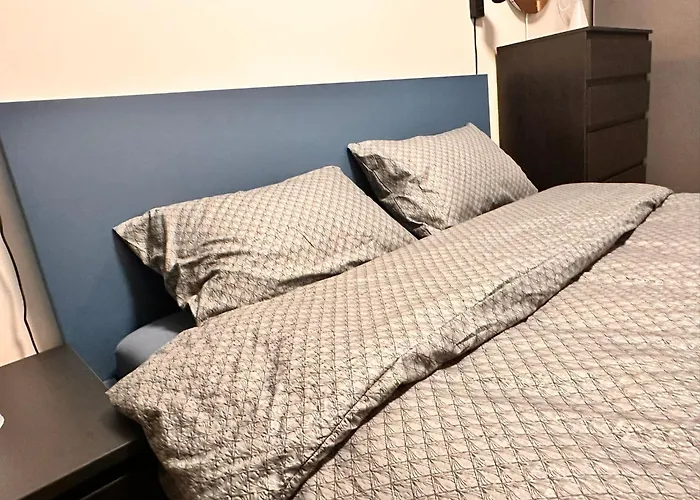 New Modern 2 With 2 Beds & Free Parking Apartman *