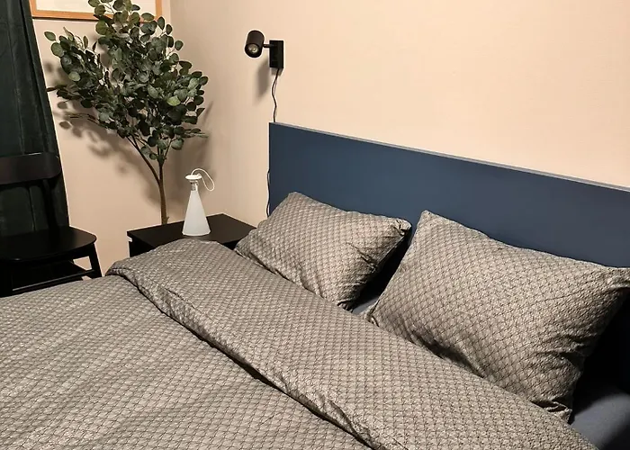 New Modern 2 With 2 Beds & Free Parking Apartman